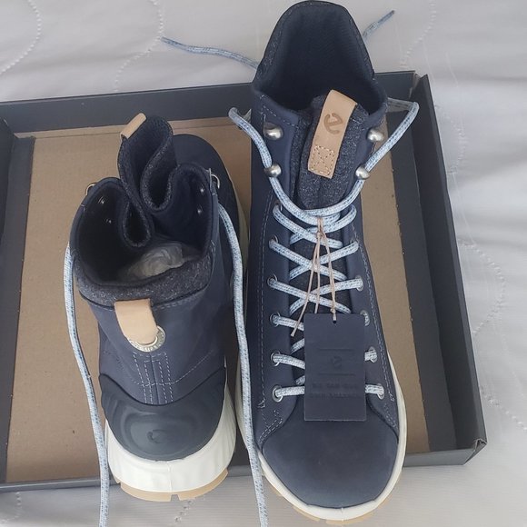 ExoStrike Women Boots (YAK LEATHER & WATERPROOF)(BRAND NEW, NIB) - Picture 2 of 8